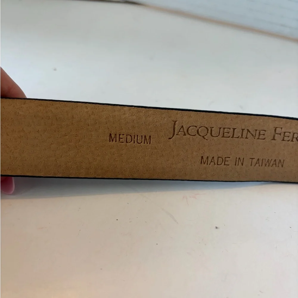 Jaqueline Ferrar navy leather gold tone‎ buckle belt